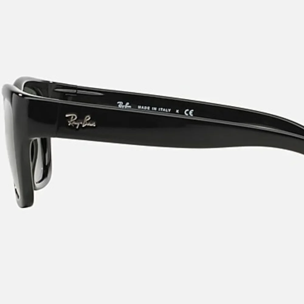 NEW RAY-BAN RB4194 – Polished Black Frame, G-15 Green Lenses (NWT